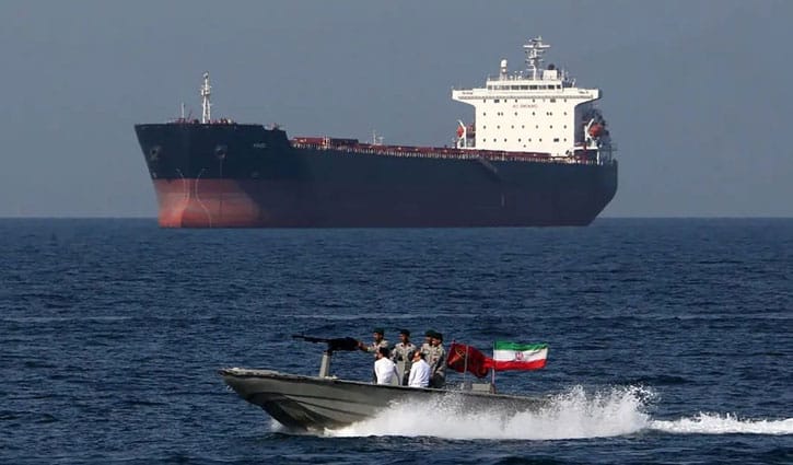 হরমুজ প্রণালি আবার বন্ধের খবর