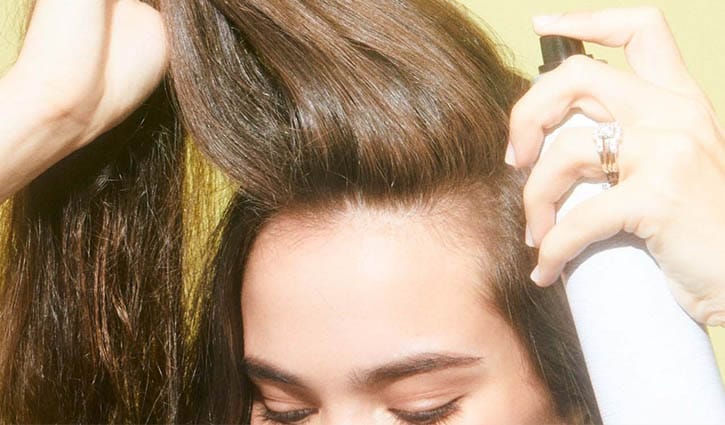 গরমে চুল সতেজ রাখার উপায়