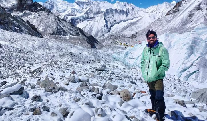 প্রথম বাংলাদেশি হিসেবে মাউন্ট মাকালুর শিখরে বাবর আলী