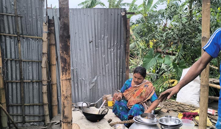 লালমনিরহাটে কালবৈশাখীর তাণ্ডবে লন্ডভন্ড ২০ গ্রাম
