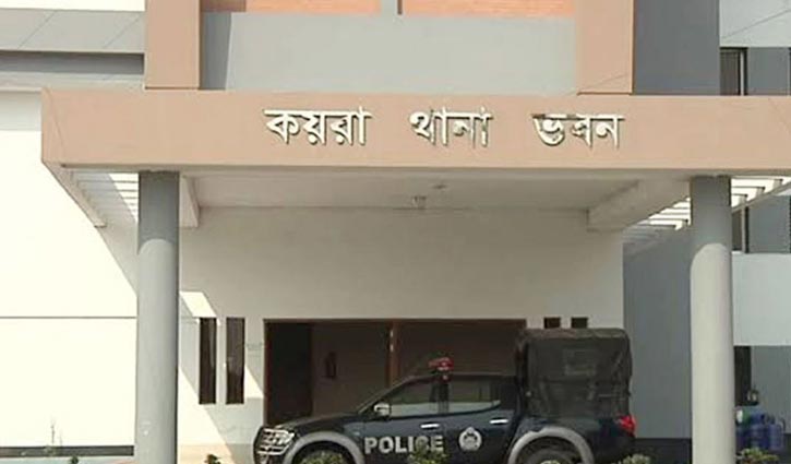 খুলনায় সিঁধ কেটে ঘরে ঢুকে ব্যবসায়ীকে কুপিয়ে হত্যা