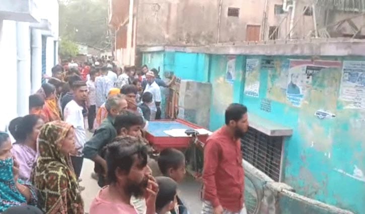 নারায়ণগঞ্জে পরিত্যক্ত বাড়ি থেকে কিশোরের মরদেহ উদ্ধার 