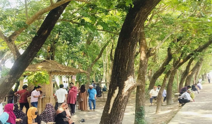 নোবিপ্রবির ব্যস্ত ক্যাম্পাসে এক টুকরো স্বস্তি ‘শান্তিনিকেতন’