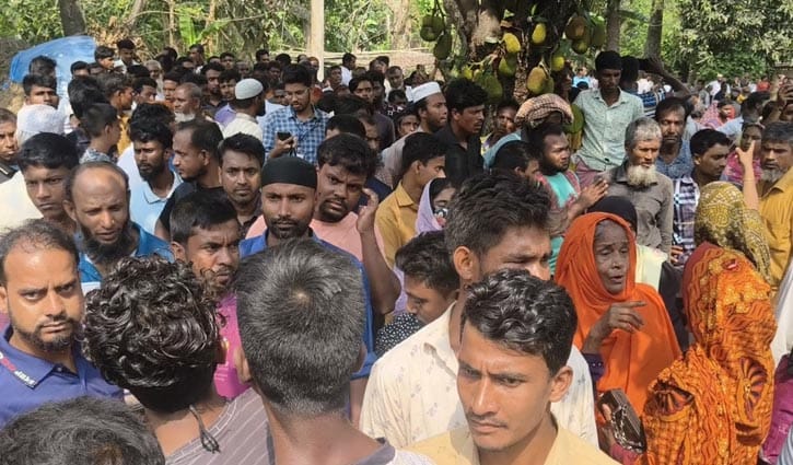 নিয়ামতপুরে ৪ জনকে হত্যার ঘটনায় আটক ৮