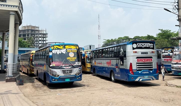 কুষ্টিয়ায় বাস চলাচল বন্ধ