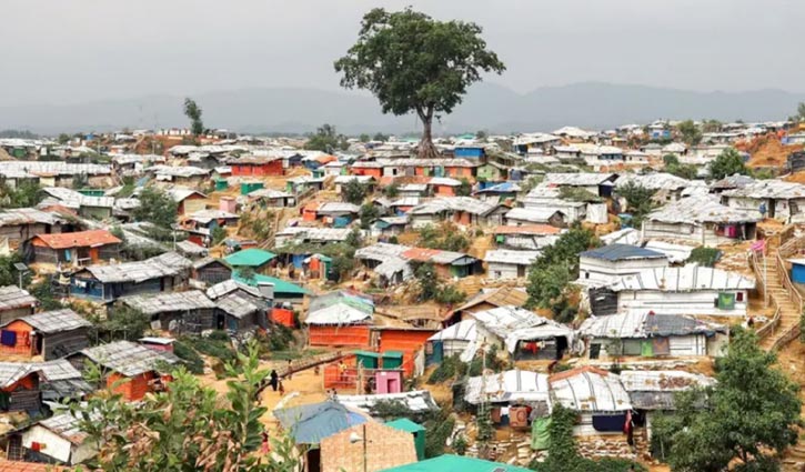 ক্যাম্পে শৃঙ্খলা‌ মানছে না রোহিঙ্গারা, বাড়ছে উদ্বেগ