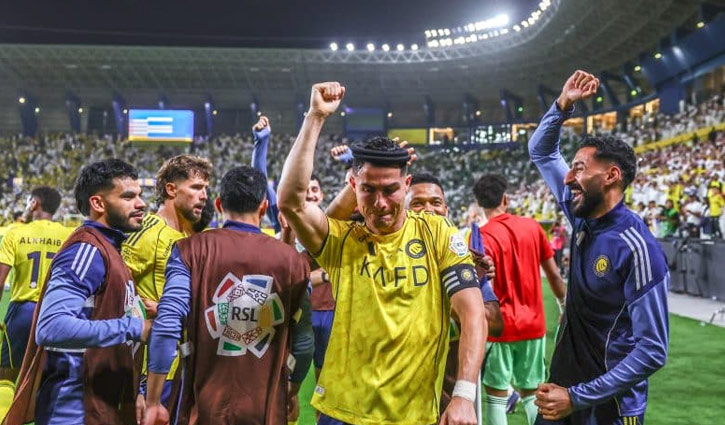 শিরোপার দ্বারপ্রান্তে রোনালদো, বিশ্বকাপের আগে ইতিহাস গড়ার হাতছানি