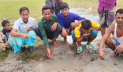 মাটির নিচ থেকে আসছে শব্দ, উদ্বিগ্ন এলাকাবাসী