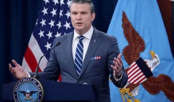 ‘যুক্তরাষ্ট্র পুনরায় ইরানে যুদ্ধ অভিযান শুরু করতে প্রস্তুত’