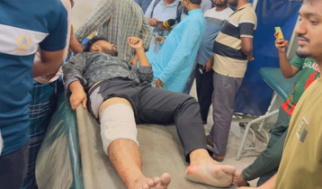 বাড়ির সামনে মুখোশধারীদের গুলিতে জামায়াত কর্মী আহত