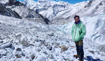 প্রথম বাংলাদেশি হিসেবে মাউন্ট মাকালুর শিখরে বাবর আলী