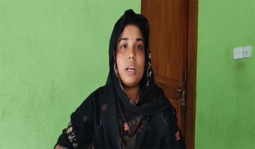 স্ত্রীর স্বীকৃতির দাবিতে তরুণীর অবস্থান,পরিবারসহ পালিয়েছেন অভিযুক্ত