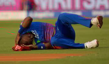 ভয়ংকরভাবে পড়ে গিয়ে ইনজুরি আতঙ্ক, সুস্থ আছেন এনগিডি