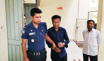 আসামি প্রবাসে, ভাড়া করা যুবক জামিন নিতে এসে গ্রেপ্তার