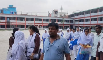 ভুল প্রশ্নে এসএসসি পরীক্ষা, কেন্দ্র সচিবসহ ১১ শিক্ষককে অব্যাহতি