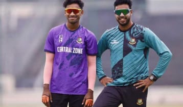 নতুন হাওয়ায় ভাসে পেসের গান, রিপন-সাকলাইনের উড়ান