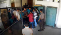 রাজশাহীতে পুলিশের সামনে টেন্ডার বাক্স ছিনতাই