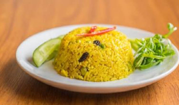 দুই ধাপে রান্না করুন ‘হাতে মাখা খিচুড়ি’