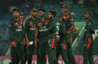 ‘সঠিক পথেই আছি’- টানা তিন সিরিজ জয়ের পর বললেন মিরাজ 