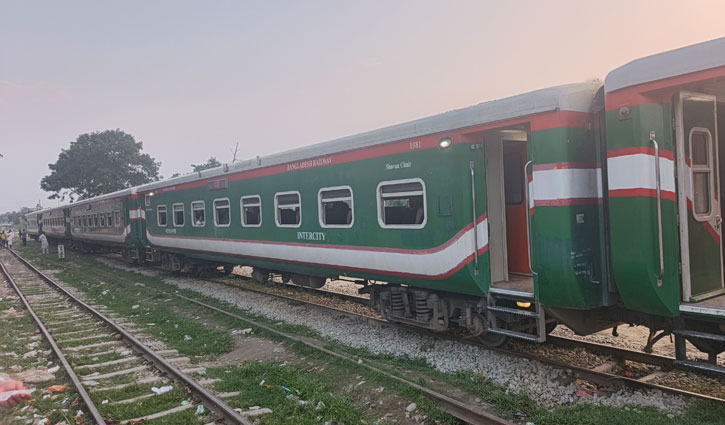 দুই ঘণ্টা পর ঢাকা-ময়মনসিংহ ট্রেন চলাচল শুরু