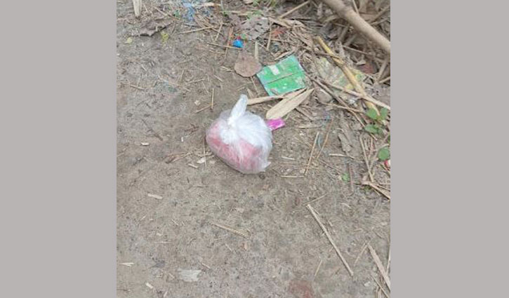 গাংনীতে বোমা সদৃশ বস্তু ও চিরকুট উদ্ধার