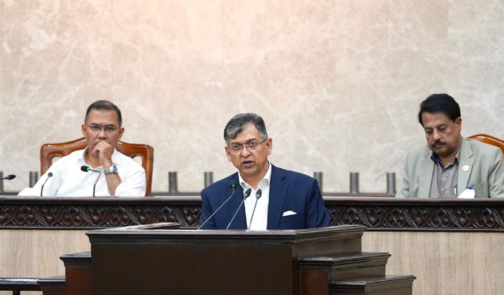 জনগণের সঙ্গে ভালো আচরণ করতে হবে, পুলিশকে স্বরাষ্ট্রমন্ত্রী