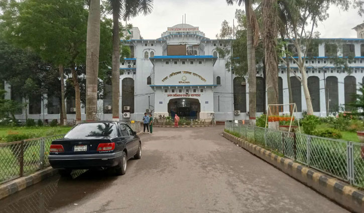 যাত্রাবাড়ীতে গাড়ির ধাক্কায় নিহত ১