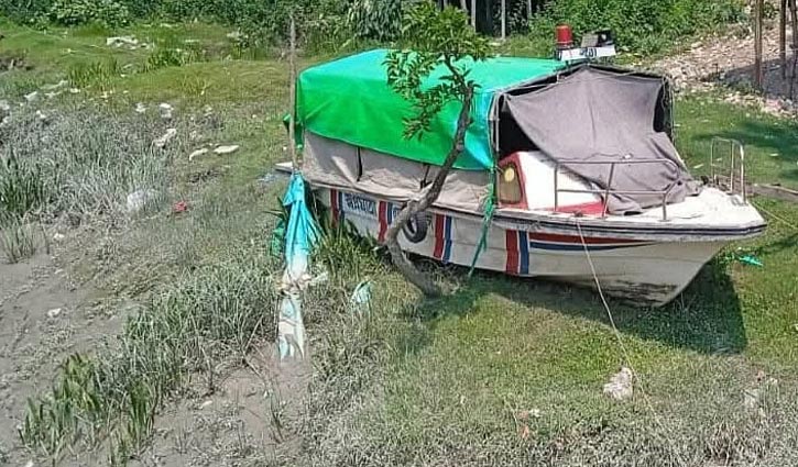 ‌‘স্বপ্নযাত্রা’ এখন দুঃস্বপ্ন, অযত্নে পড়ে আছে ওয়াটার অ্যাম্বুলেন্স