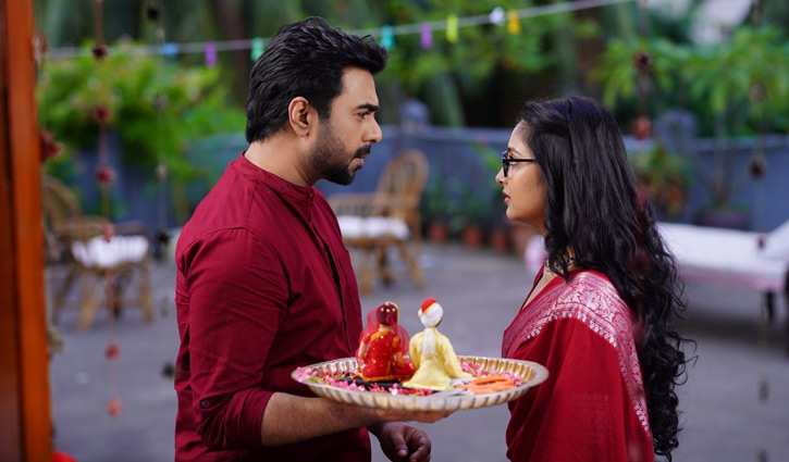 অপূর্ব-নীহার ‘মায়াপাখি’