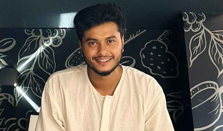 ব্যবসায় নামলেন আরশ খান