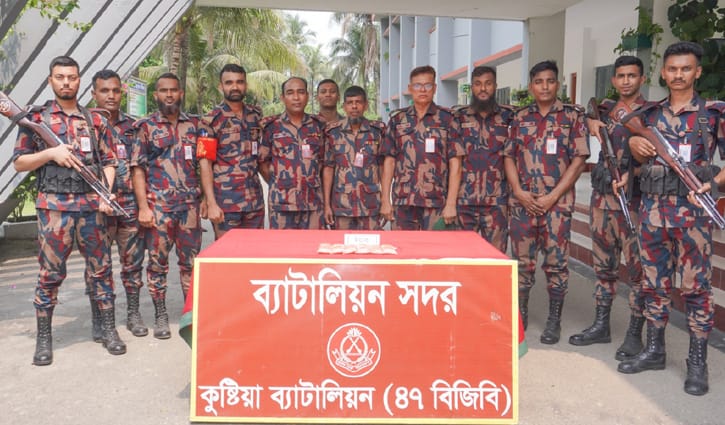 কুষ্টিয়ায় বিজিবির অভিযানে মাদক ও চোরাচালান পণ্য জব্দ