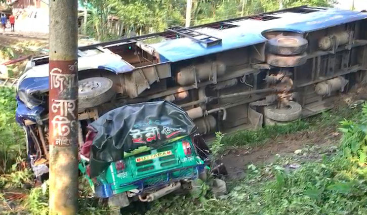 সুনামগঞ্জে পৃথক সড়ক দুর্ঘটনায় নিহত ৩