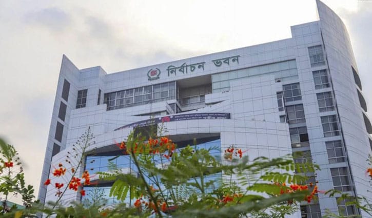 ইসির কাছে মোবাইল চান মাঠ কর্মকর্তারা