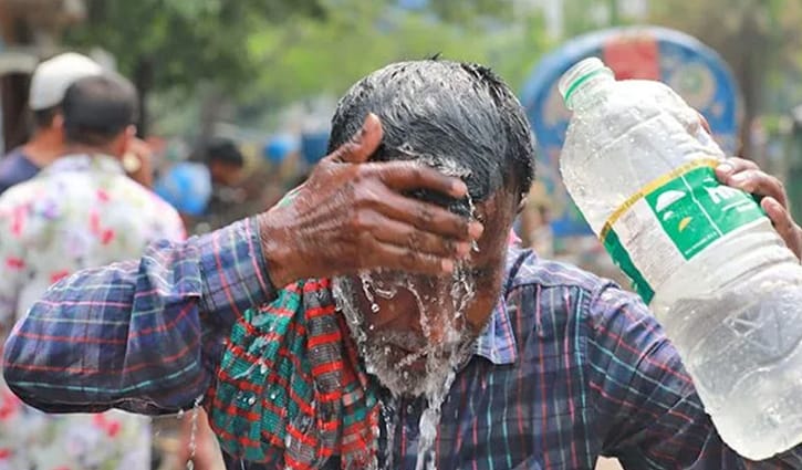 বগুড়ায় বইছে মৃদু তাপপ্রবাহ