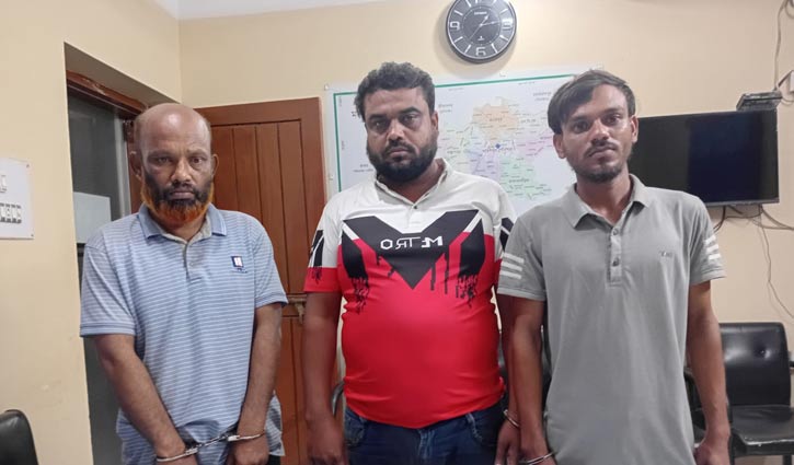 ঝিনাইদহে ফুফুর টাকা আত্মসাতে ভাতিজার ছিনতাই নাটক, গ্রেপ্তার ৩