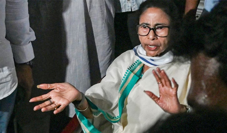 বিধানসভা ভেঙে দিলেন রাজ্যপাল, আর মুখ্যমন্ত্রী নন মমতা