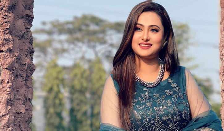 ‘নাটকে ফ্রিতে দেখতে পেলে কেউ তোমাকে ফিল্মে নেবে না’