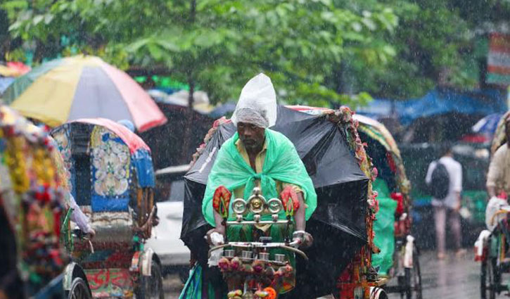 দেশের বিভিন্ন স্থানে বৃষ্টি, বন্দরে ৩ নম্বর সতর্ক সংকেত