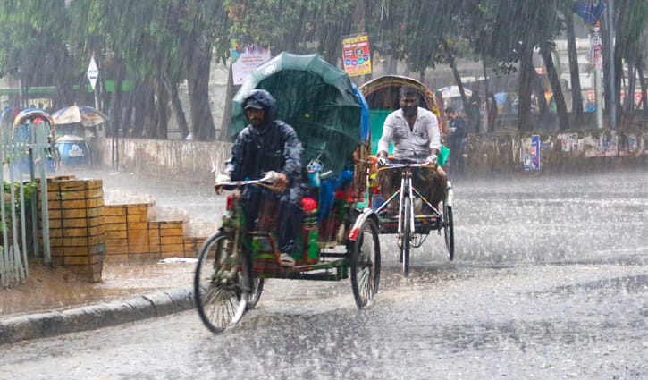 ঢাকায় স্বস্তির বৃষ্টি, কমছে তাপমাত্রা 
