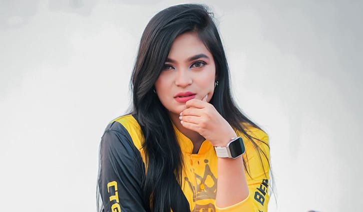 বাইফা অ্যাওয়ার্ডে মনোনয়ন পেলেন চট্টগ্রামের স্মিতা চৌধুরী