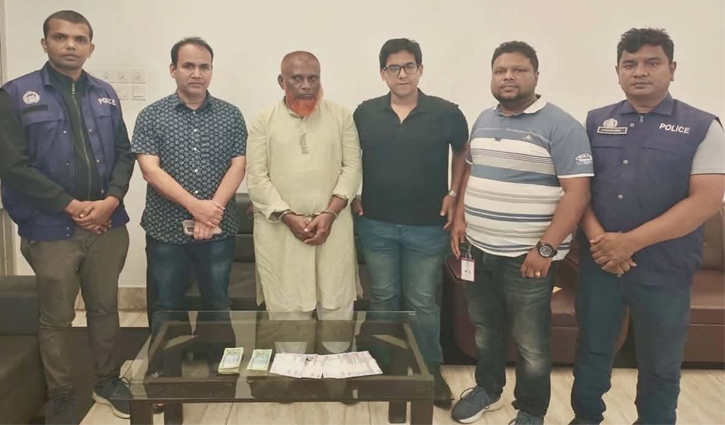 হজক্যাম্পে রিয়াল চুরি: গ্রেপ্তার ২, সাড়ে ১৭ হাজার রিয়াল উদ্ধার