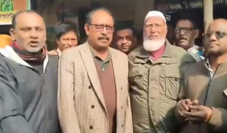 পঞ্চগড়ে ভোটে জিতে আওয়ামী লীগের অফিস খুলে দিলেন বিএনপি নেতা