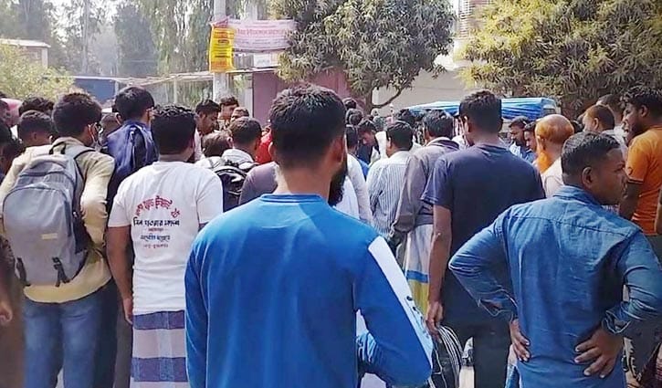 দিনাজপুরে ট্রাকের ধাক্কায় নিহত ২ 