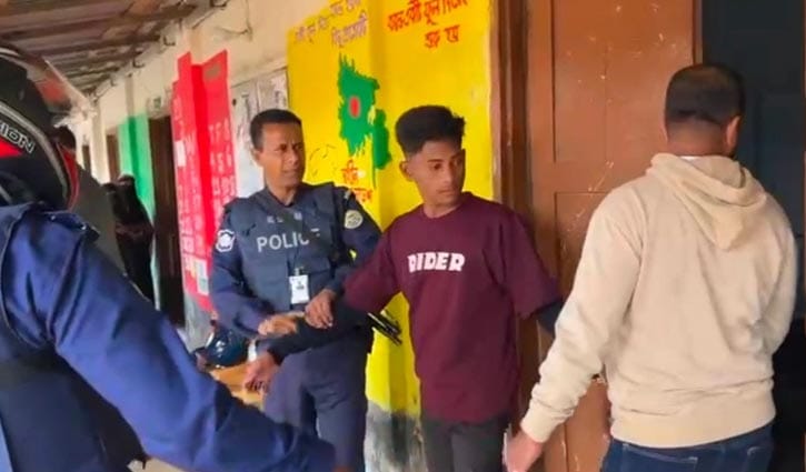 পটুয়াখালীতে জাল ভোট ও ছবি তোলার দায়ে আটক ৩