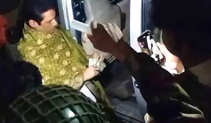 চট্টগ্রামের চন্দনাইশে ‘স্বতন্ত্র প্রার্থী’র গাড়ি থেকে ১০ লাখ টাকা উদ্ধার