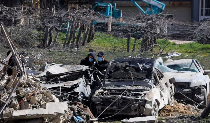 লেবাননে ইসরায়েলি হামলায় নিহত ১০