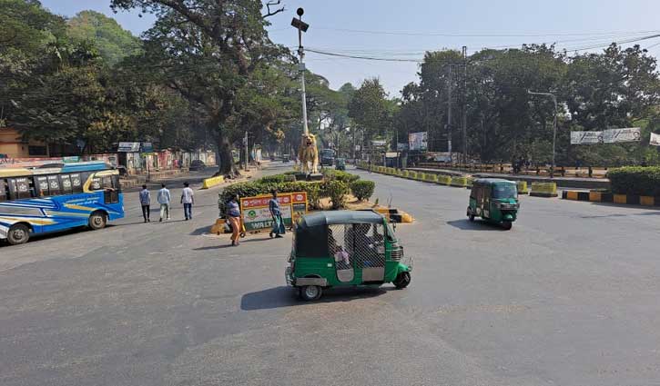 চট্টগ্রাম নগরী ফাঁকা, নিরাপত্তা জোরদার 