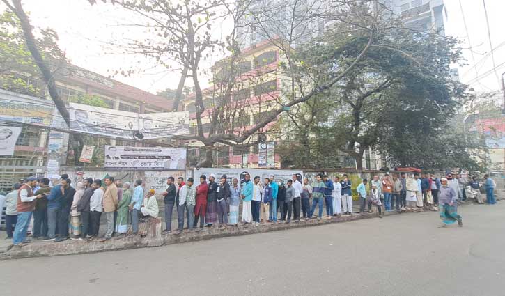 চট্টগ্রামের ১৬ আসনে ভোট পড়েছে ৩১ শতাংশ 