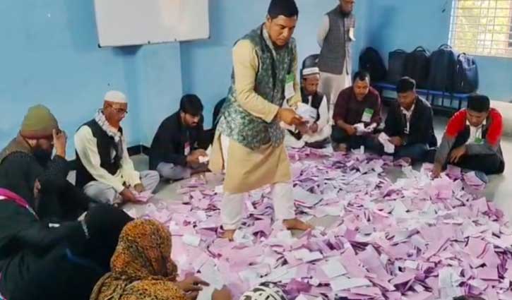 কক্সবাজারে সারা দিন ভোটগ্রহণে যা ঘটল