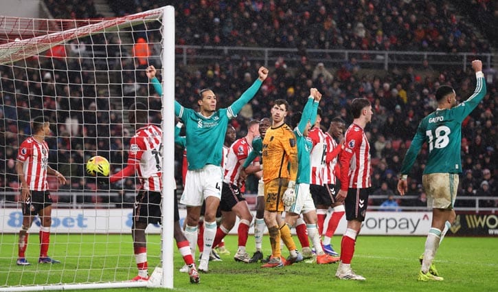 ফন ডাইকের হেডে স্বস্তির জয় লিভারপুলের